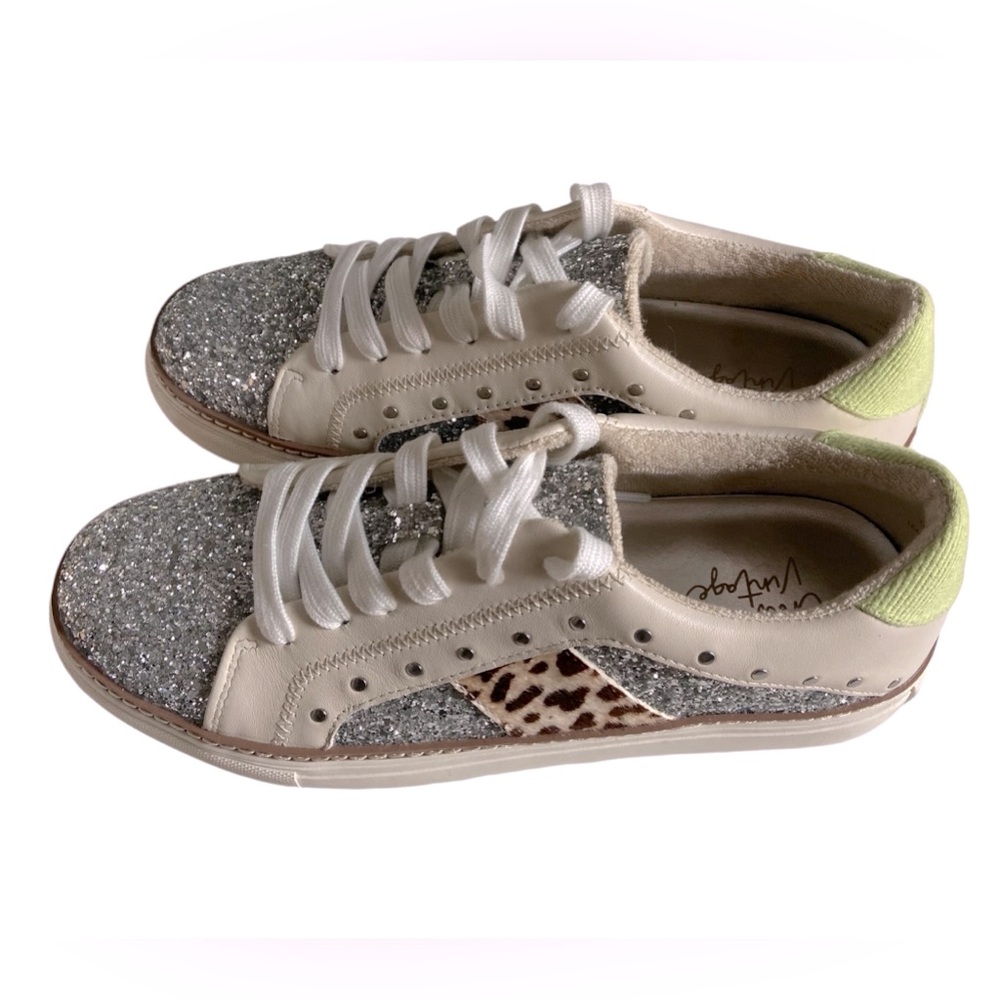 CROWN VINTAGE Casual Cheetah Animal Print Women’s Sneakers